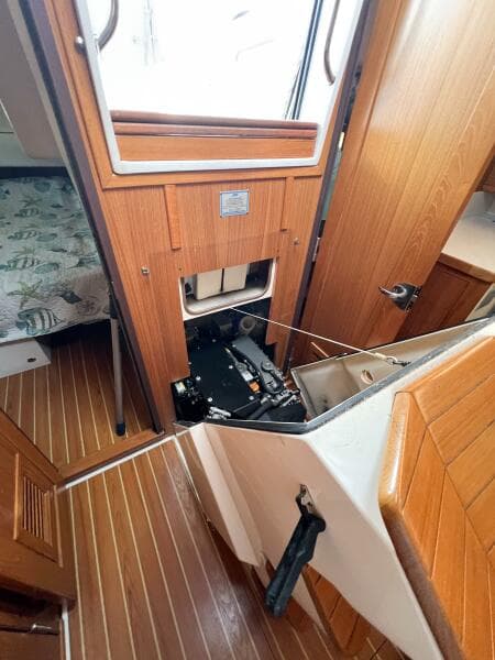 2019 Catalina 425