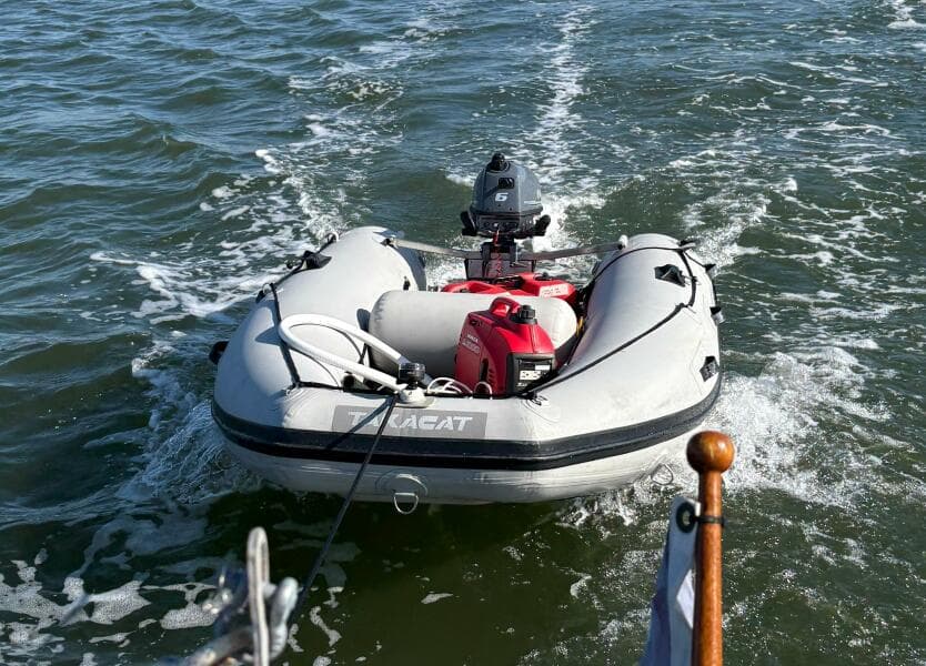 1985-cape-dory-270-sail-9178155-20250521131239975-1_XLARGE.jpg