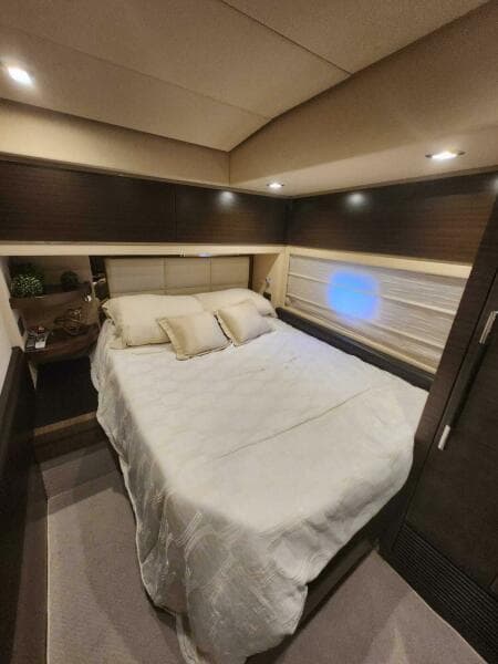 2014 Azimut Flybridge