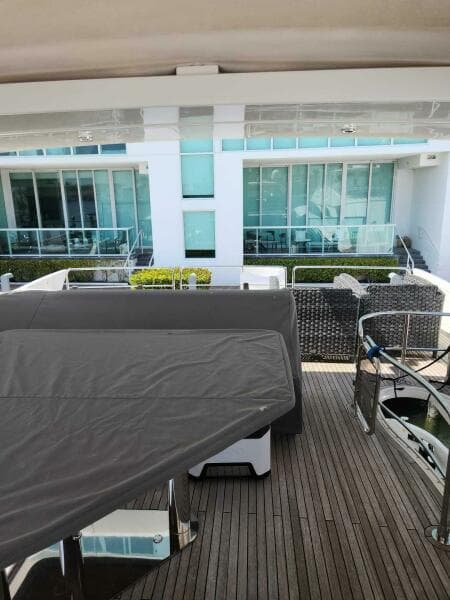 2014 Azimut Flybridge