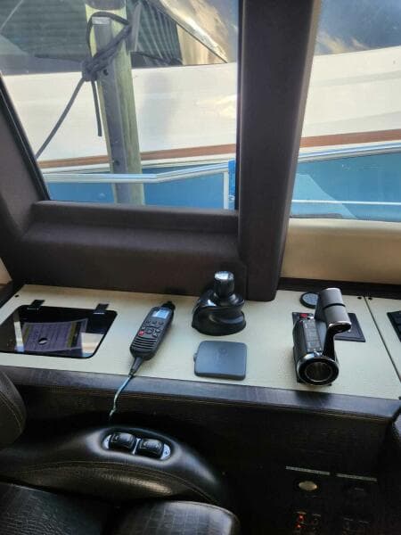 2014 Azimut Flybridge
