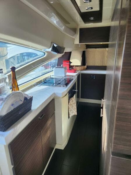 2014 Azimut Flybridge