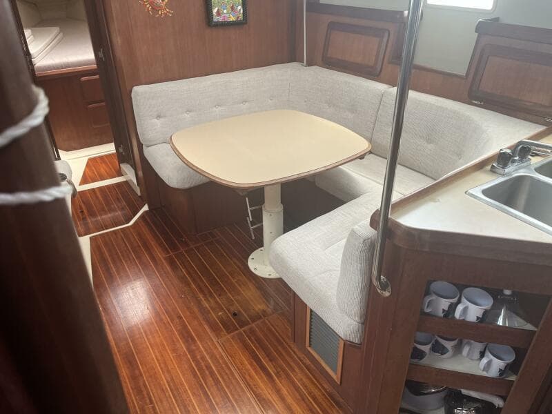 Hunter 33.5