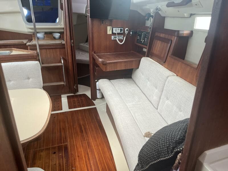 Hunter 33.5