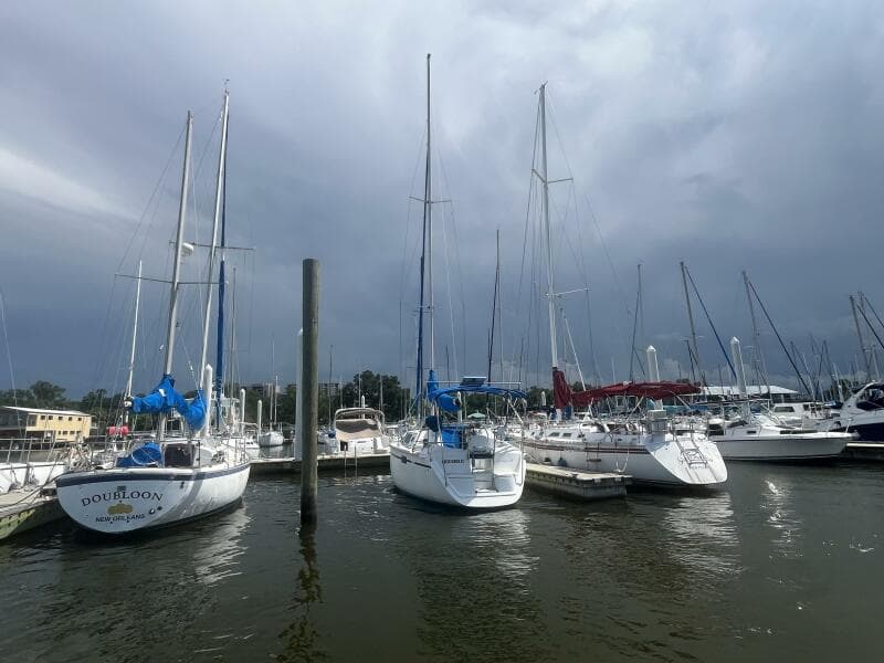 Hunter 33.5