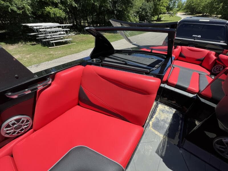 2021 Axis T23