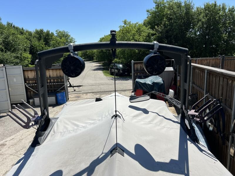 2021 Axis T23