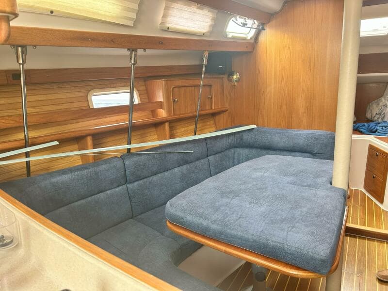 1999 Catalina 380