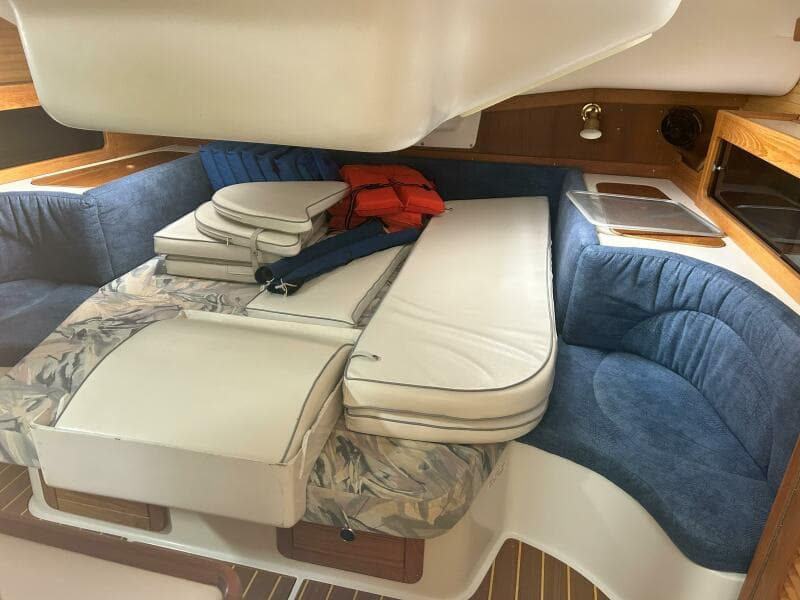 1999 Catalina 380