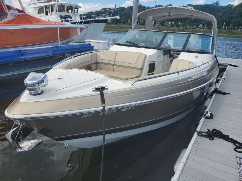 2015 Formula 330 Crossover Bowrider