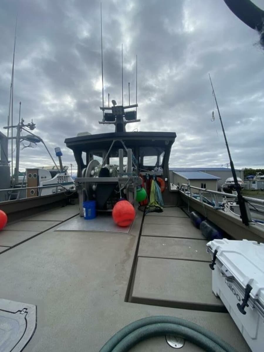 2022 Custom Freestyle Marine 32