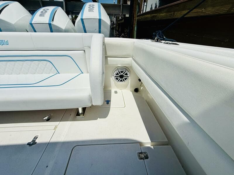 2003 Intrepid 377