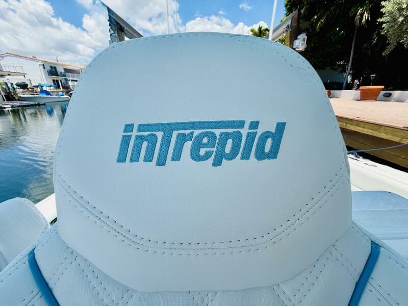 2003 Intrepid 377