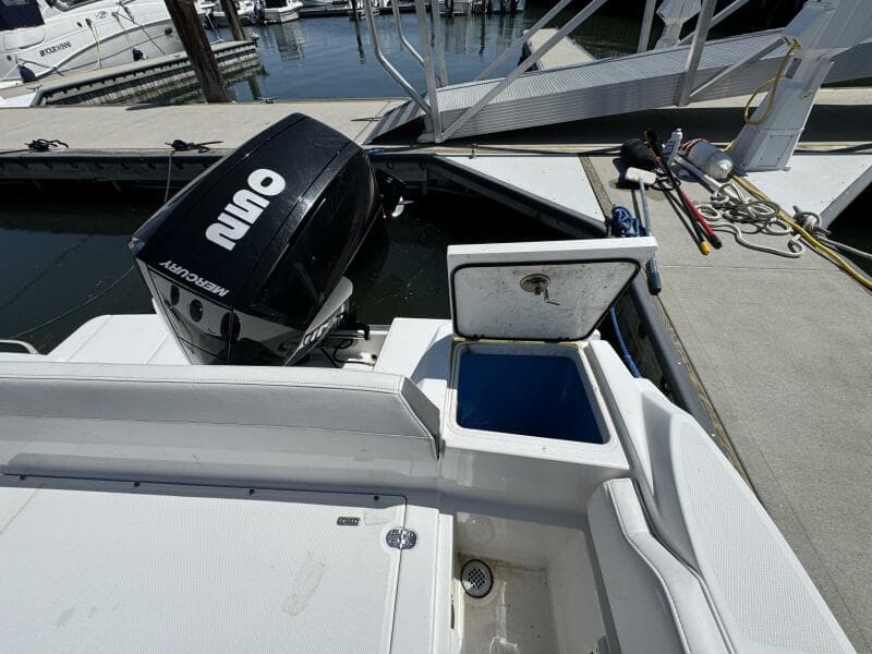 2020 Blackfin 212 CC