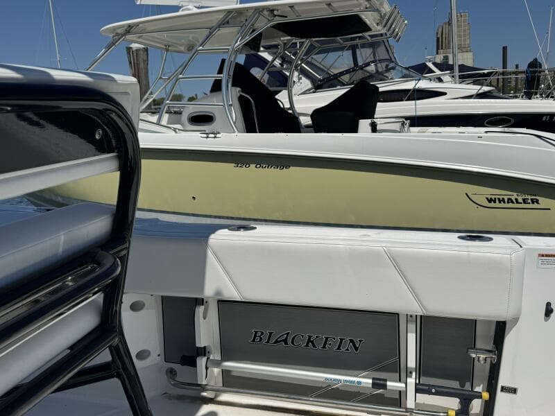 2020 Blackfin 212 CC