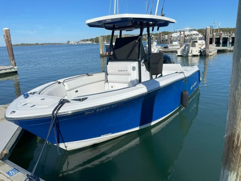 2020 Blackfin 212 CC