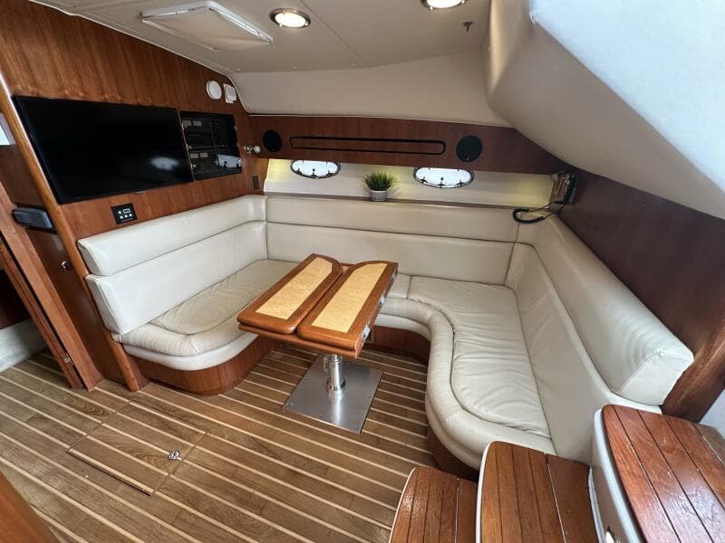 2001 Tiara Yachts 3800 Open