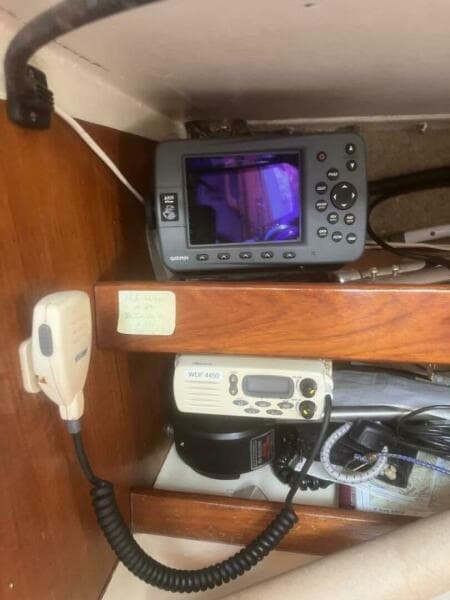 GPS VHF Radio