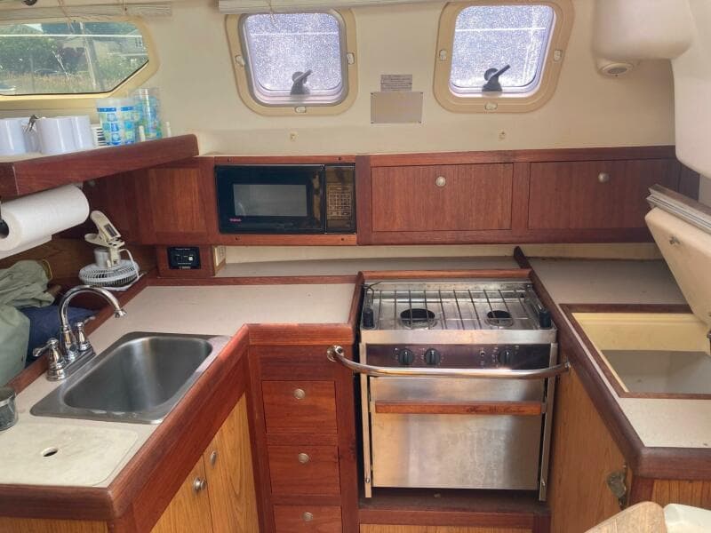 2000 Hunter 320