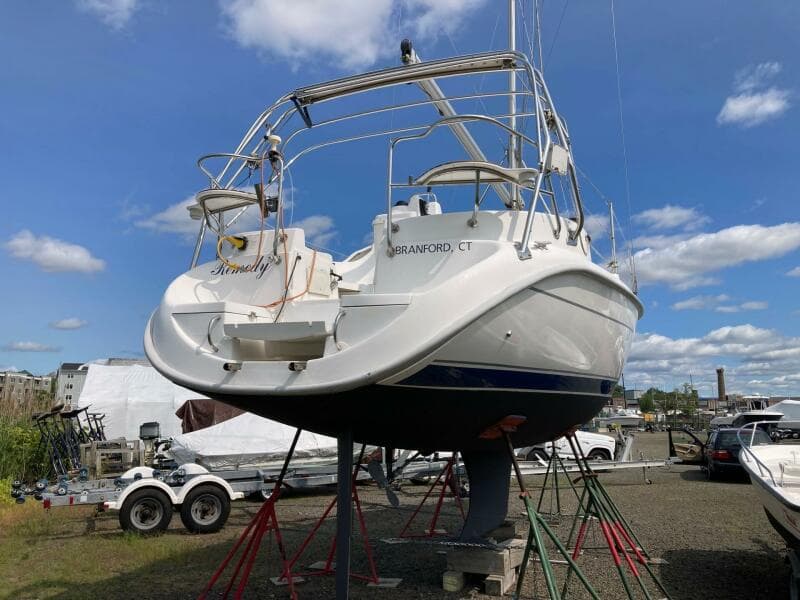 2000 Hunter 320