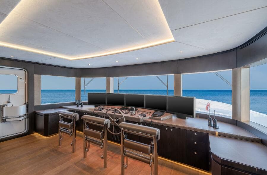 2026 Hargrave E Series Superyachts Division