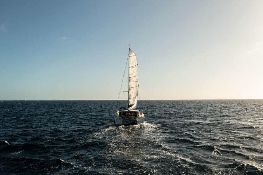 2012-lagoon-400-sail-9817119-20250528100340922-1_XLARGE.jpg