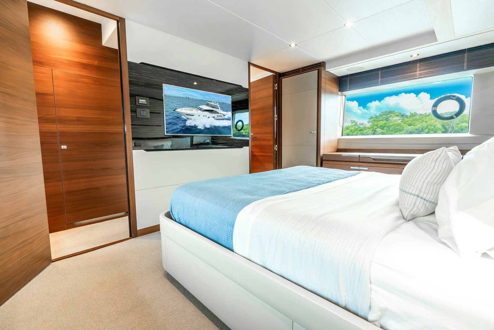 2018 Princess Yachts 