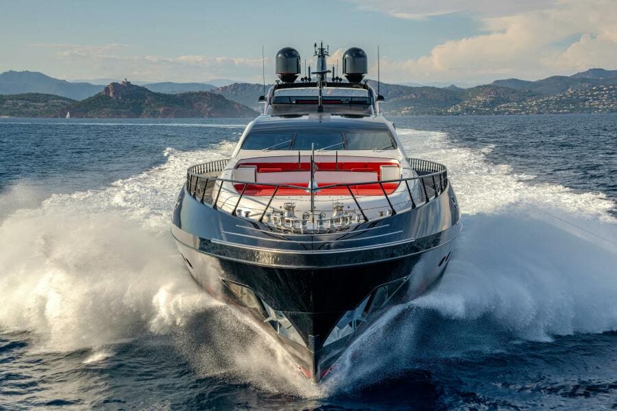 2017 Overmarine Mangusta 165 E