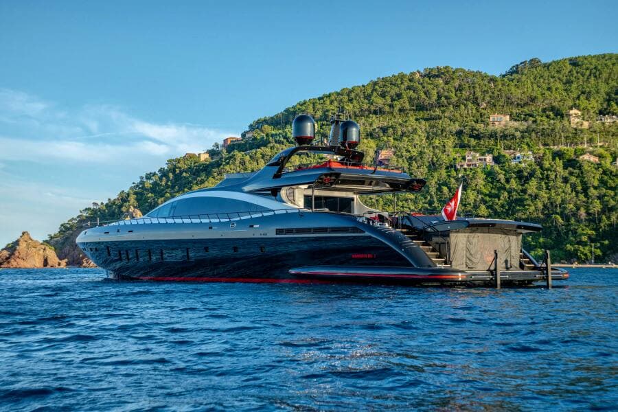 2017 Overmarine Mangusta 165 E