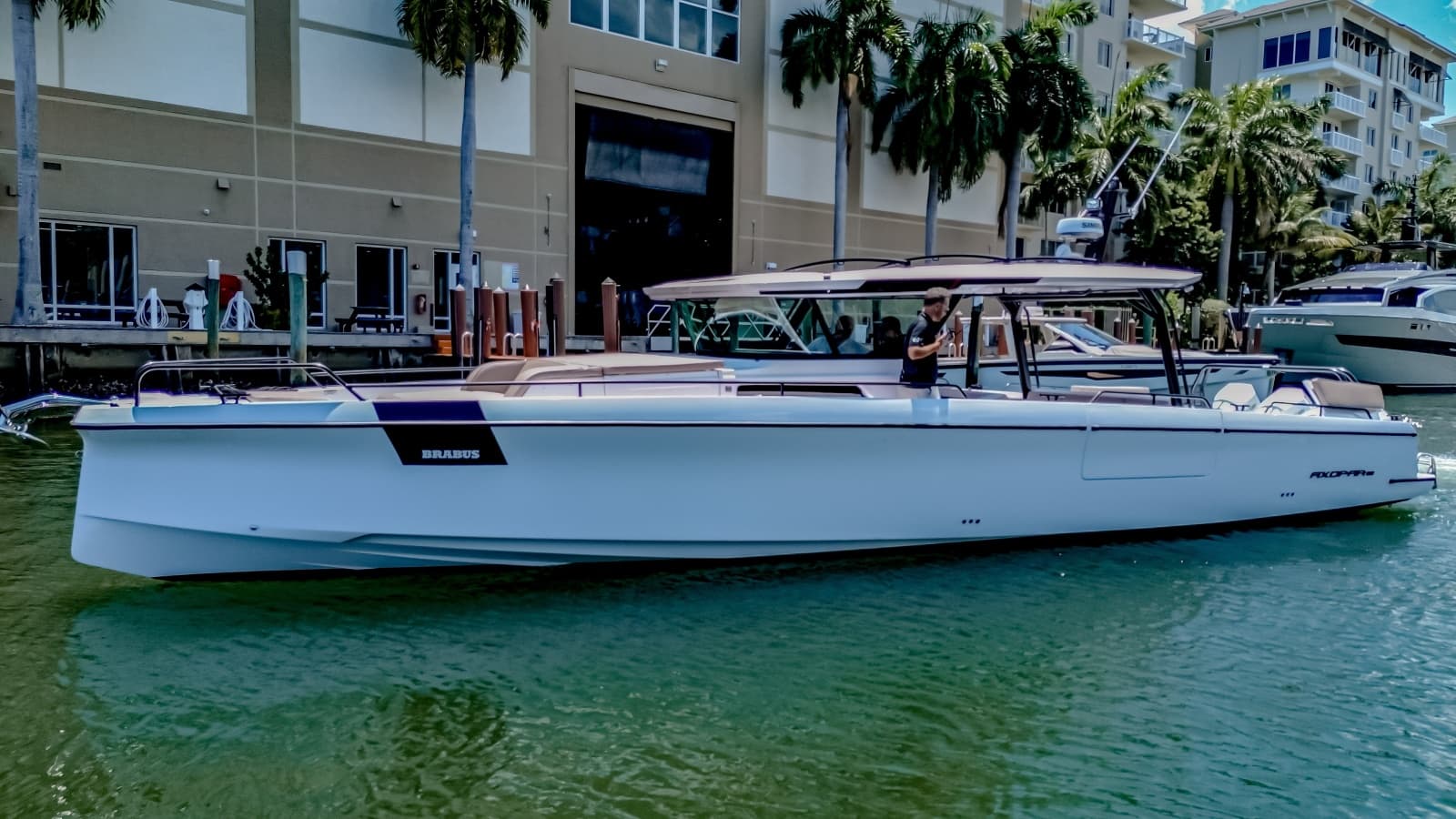 2026 Axopar 45 Cross Top