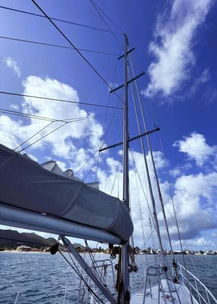 05 Mast Rigging Mare Via 52 Caribbean