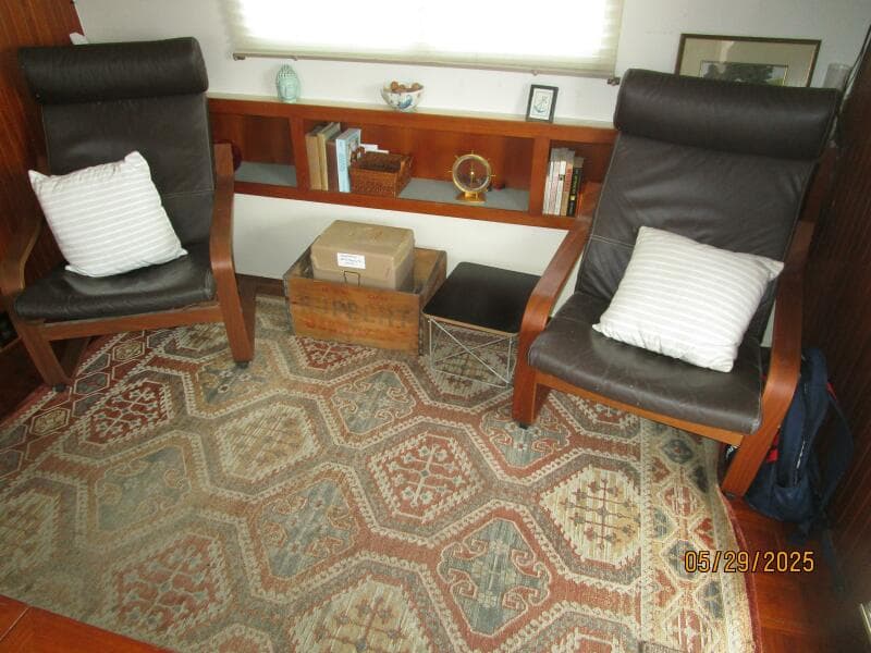 36' Kadey-Krogen salon starboard seating