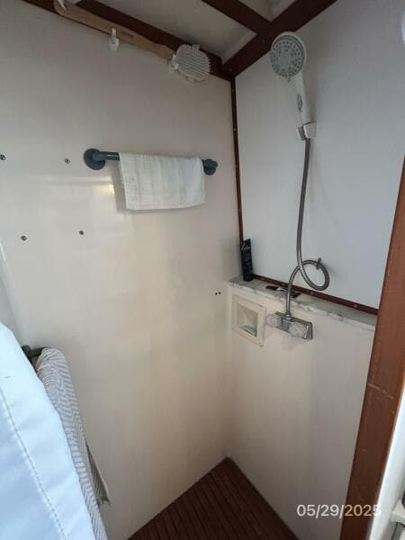 36' Kadey-Krogen shower