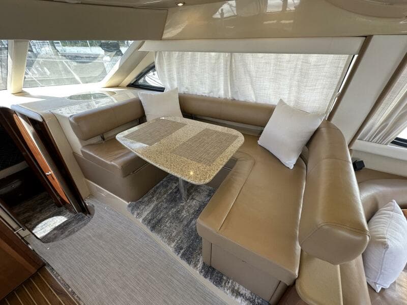 2007 Meridian 411 Sedan Bridge