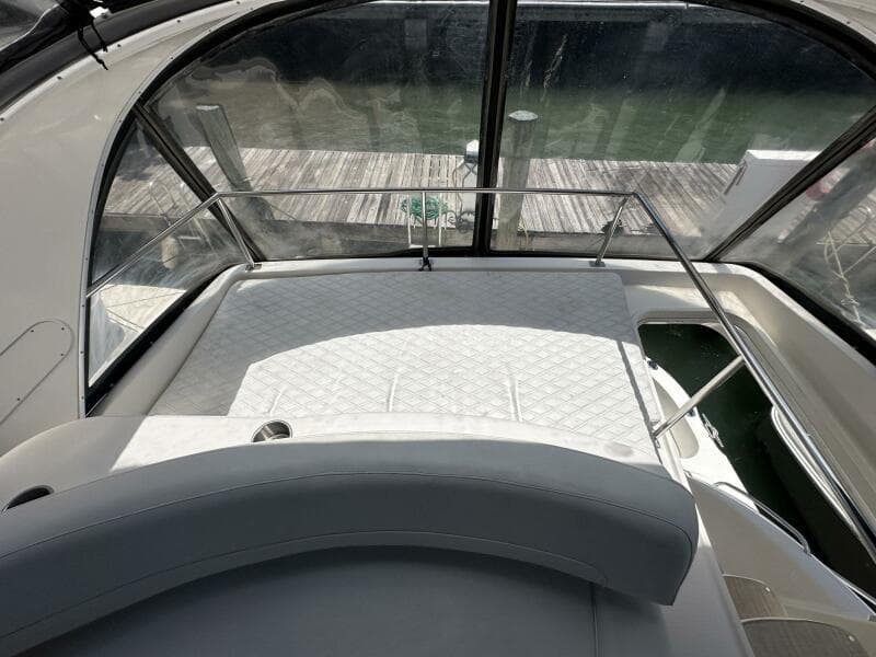 2007 Meridian 411 Sedan Bridge