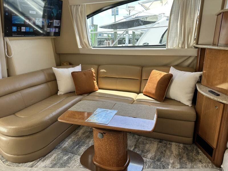 2007 Meridian 411 Sedan Bridge