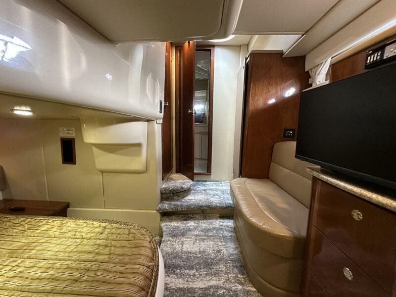 2007 Meridian 411 Sedan Bridge