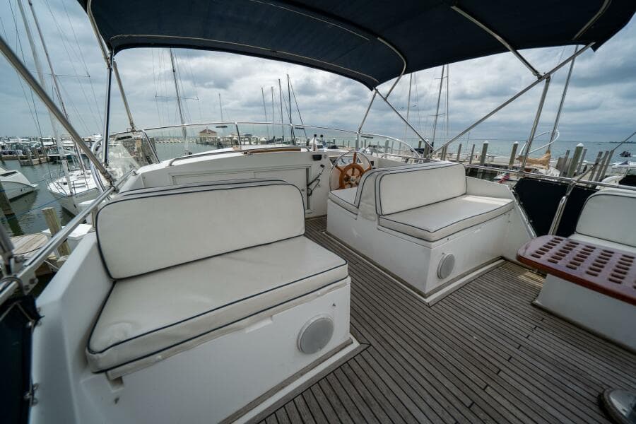 2001 Grand Banks 42 Classic