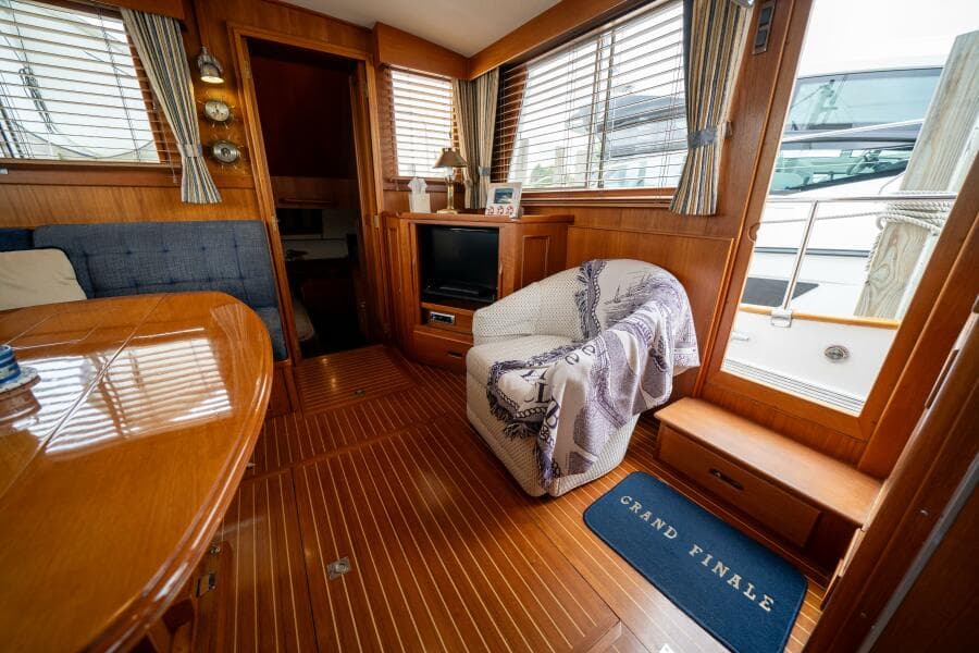 2001 Grand Banks 42 Classic