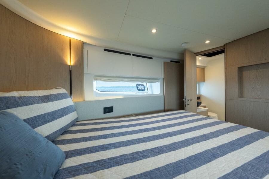 2023 Azimut Fly 53