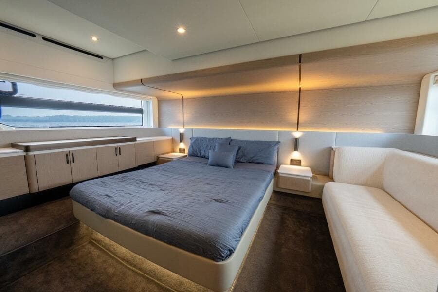 2023 Azimut Fly 53
