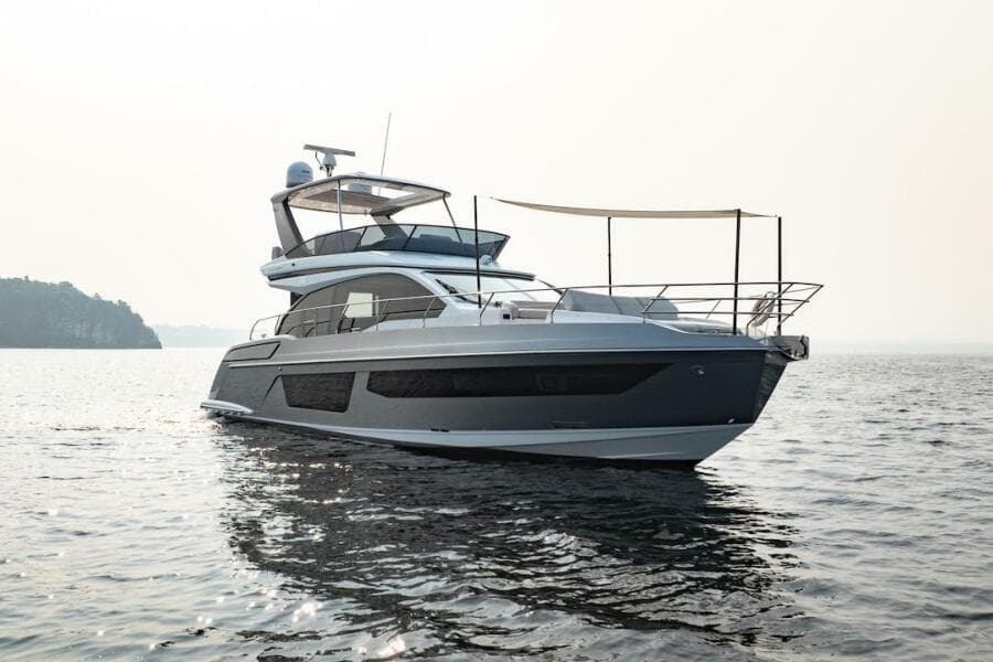 2023 Azimut Fly 53