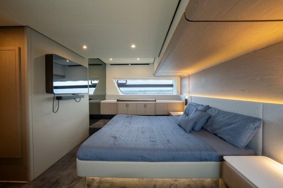 2023 Azimut Fly 53