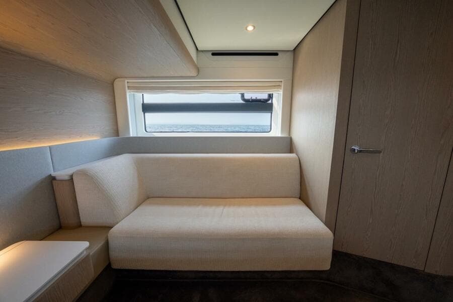 2023 Azimut Fly 53