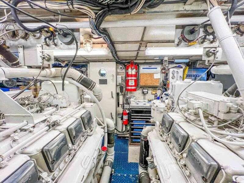 1979 Burger Raised Pilothouse