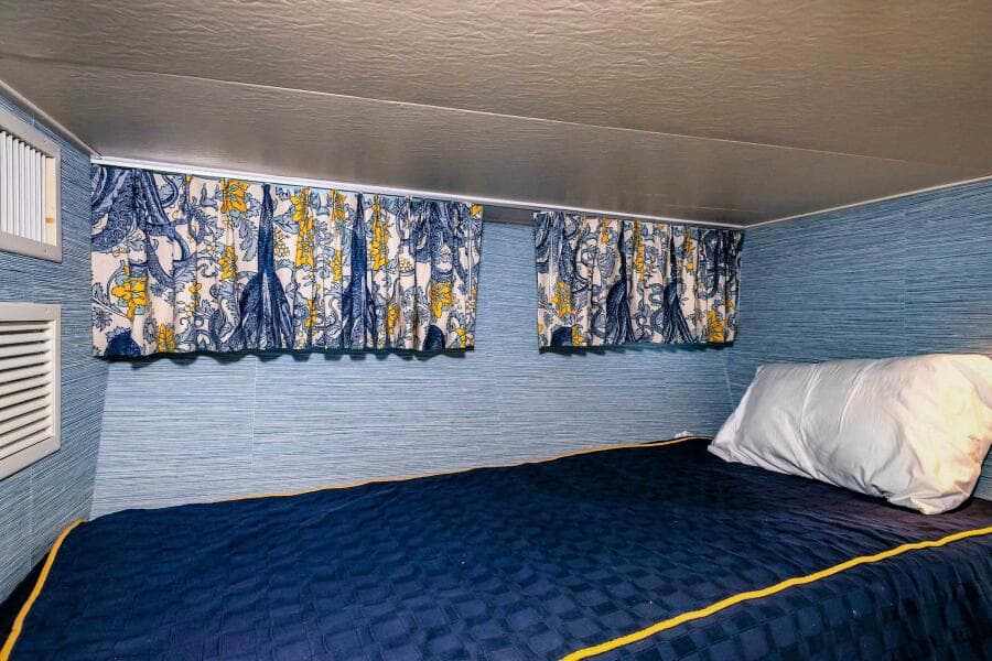 1979 Burger Raised Pilothouse