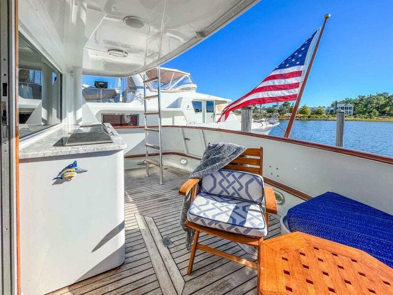1979 Burger Raised Pilothouse
