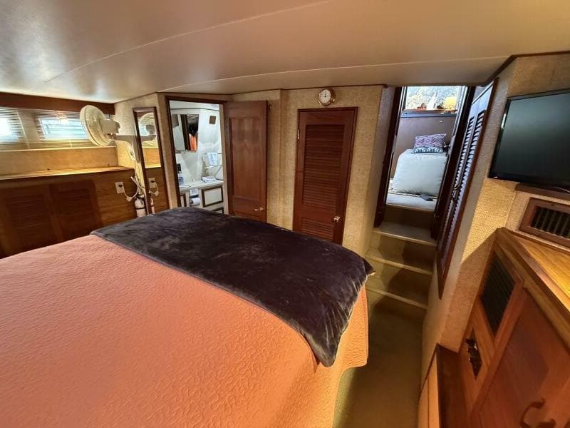 1980 Viking 43 DCMY
