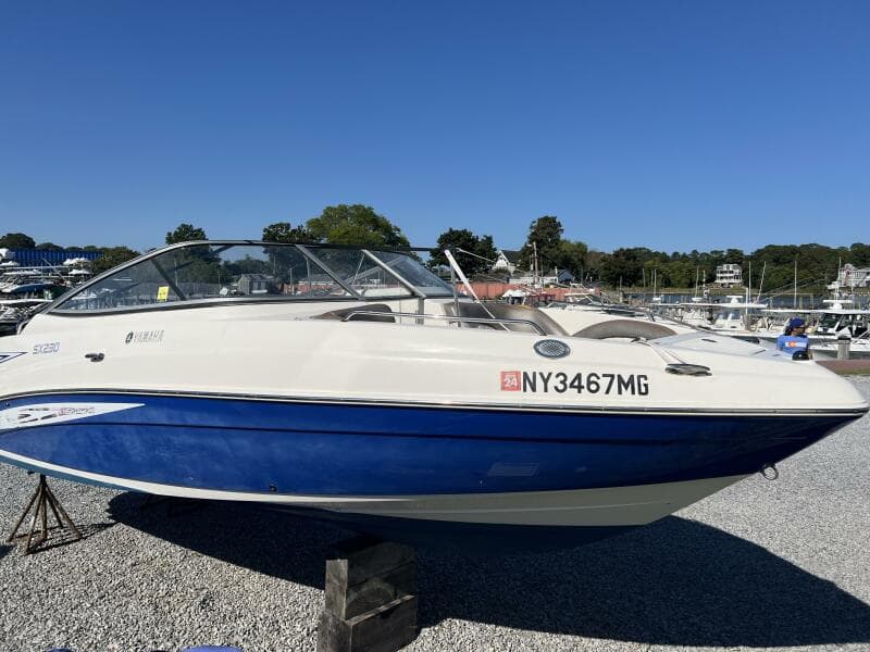 2008 Yamaha Boats 
