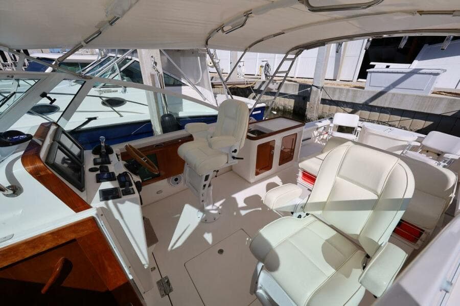 Bridgedeck Looking Aft To Starboard
